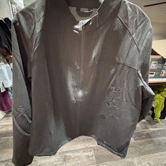 Jaanuu Jackets & Blazers - Jaanuu Heather Grey Scrub Jacket